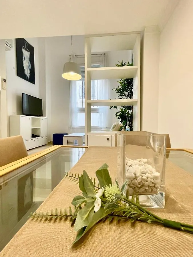 Apartamento Malaga Centro Station Maria Zambrano Parking Free